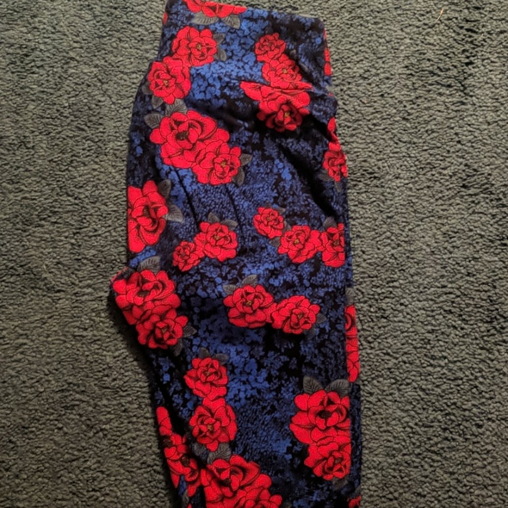 OS Lularoe leggings